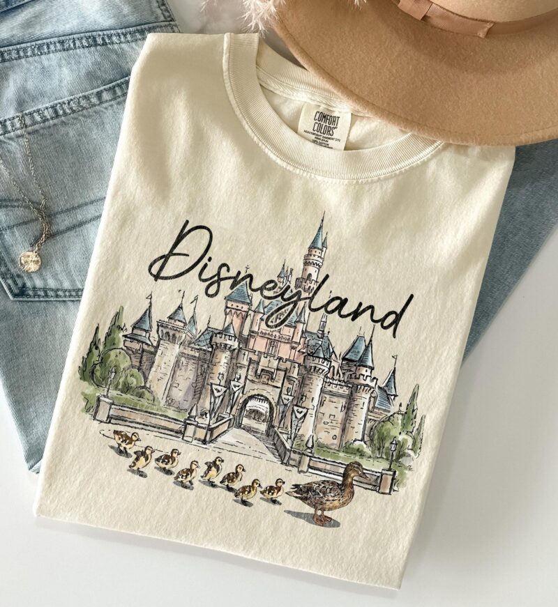 Retro Disneyland Castle with Ducks Graphic Tee