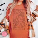 Howl-and-Sophie-Vintage-Graphic-Tee-from-Sapelle-2